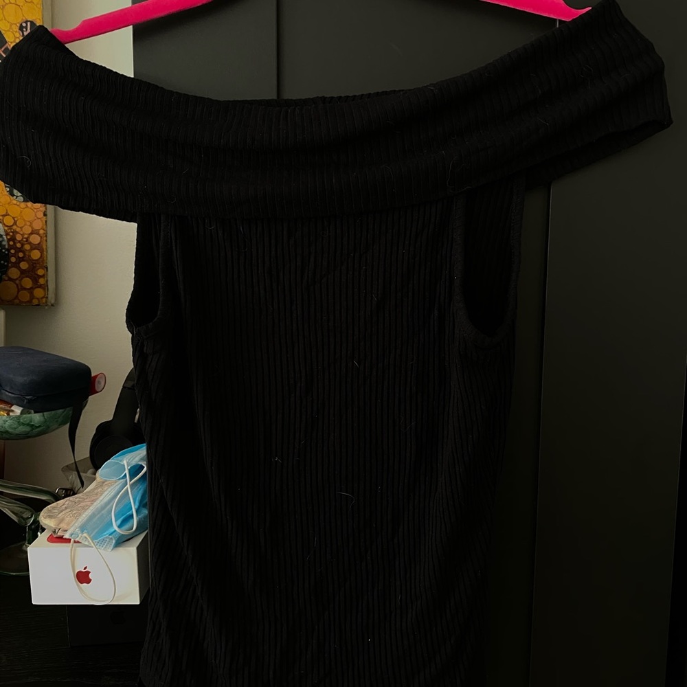 Off shoulder crop top